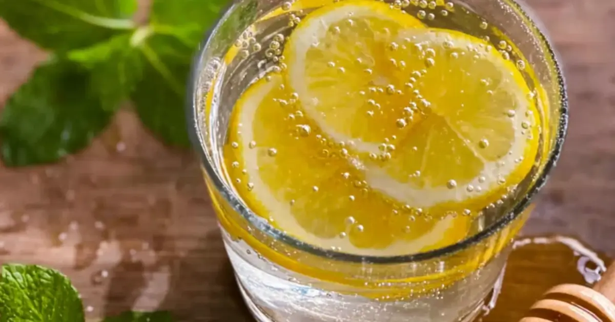 Citromos mézes ital: Készítsd el mindössze 2 perc alatt!